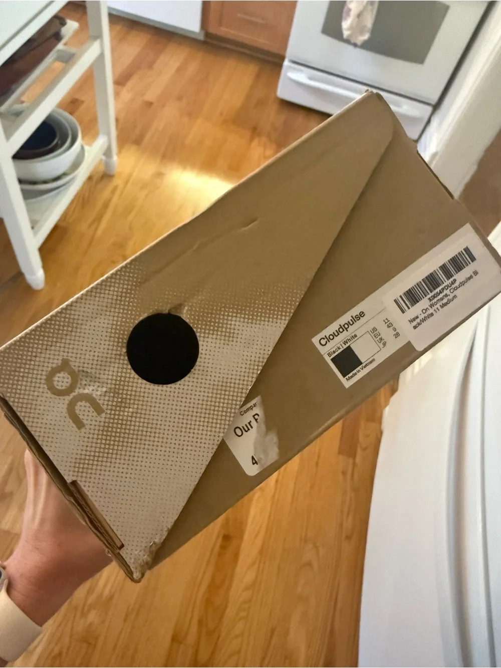 On Cloud Cloudpulse Black Women’s Training Shoes 11 USED